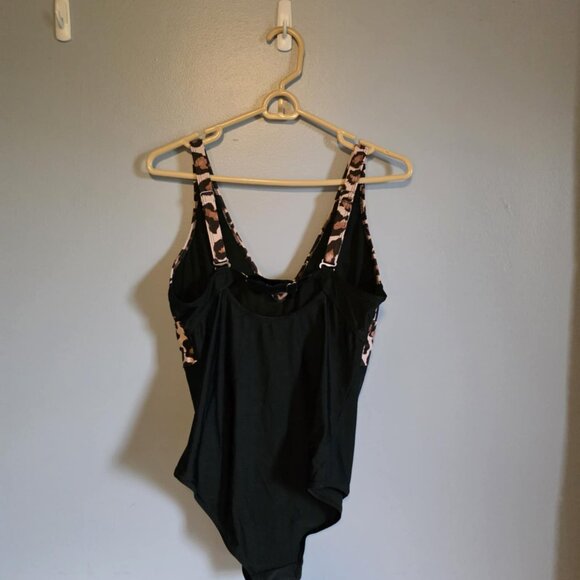 NWT Yonique One Piece Animal Print Bathing Suit - Picture 4 of 6